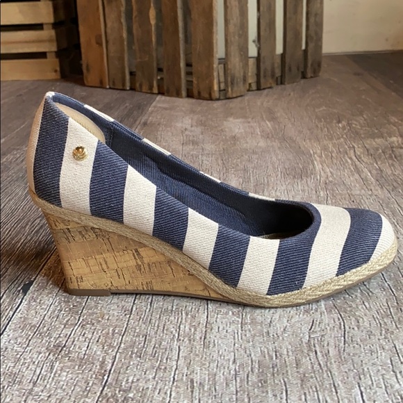 Life Stride wedges. - Picture 3 of 4